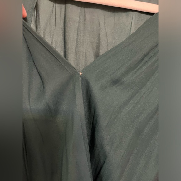 Emerald green top - Picture 2 of 5